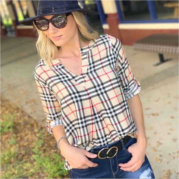 ✨LAST ONE✨Taupe plaid pleat Front roll tan sleeve - Picture 2 of 4